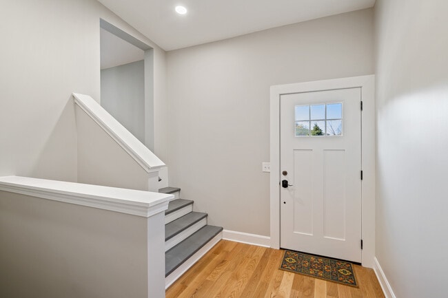 Building Photo - 308 Breckenridge Ln