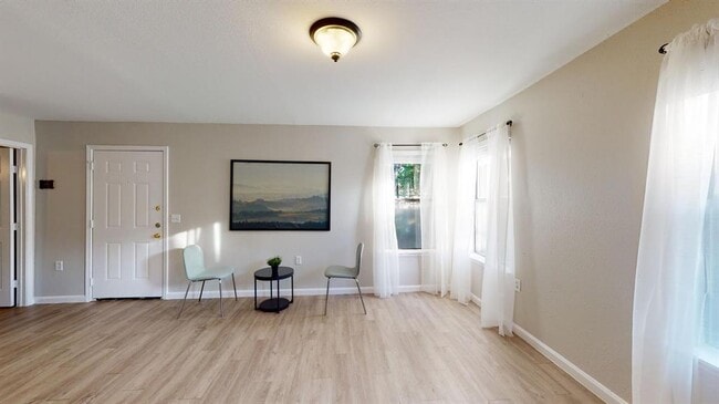 Building Photo - 5105 Spruce Cove