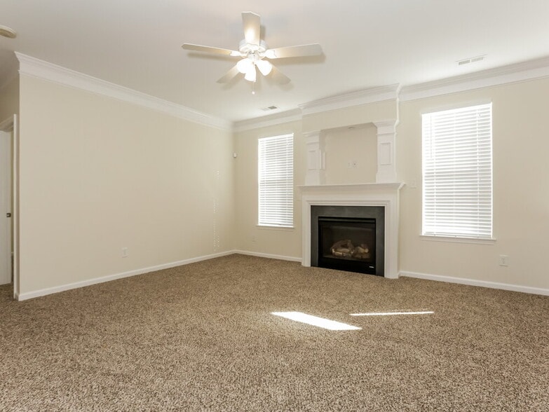 Building Photo - 6908 Sequoia Hills Dr