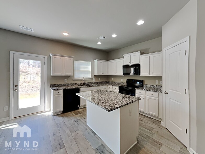 Building Photo - 155 Finley Dr