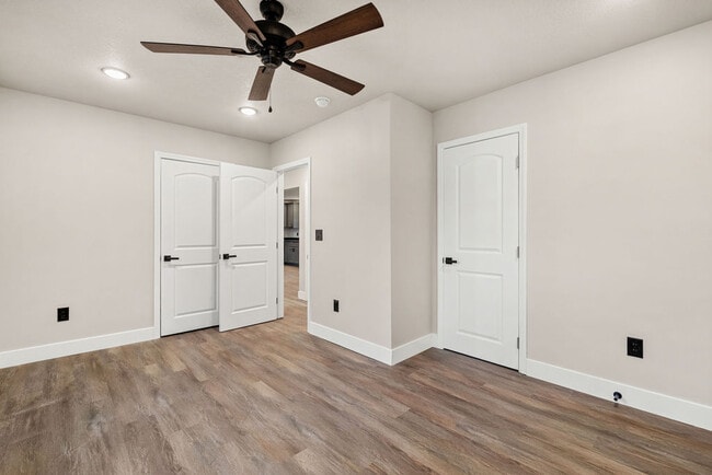 Building Photo - 3935 Wrights Ferry Rd