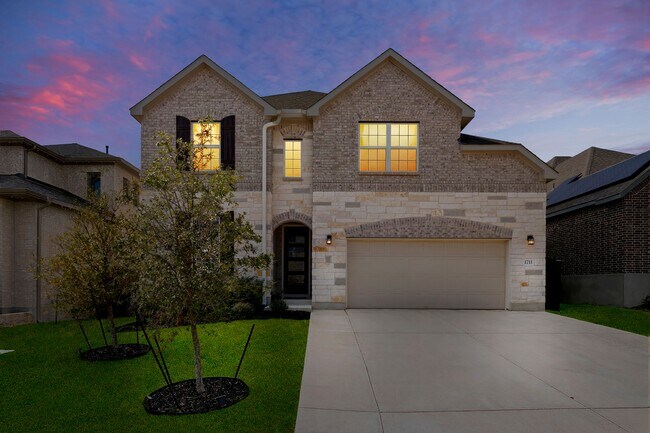 Building Photo - 1711 Dalhart