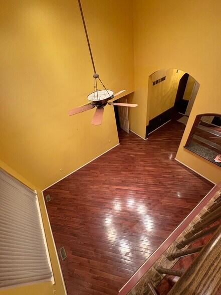 Building Photo - 950 Nathaniel Trl