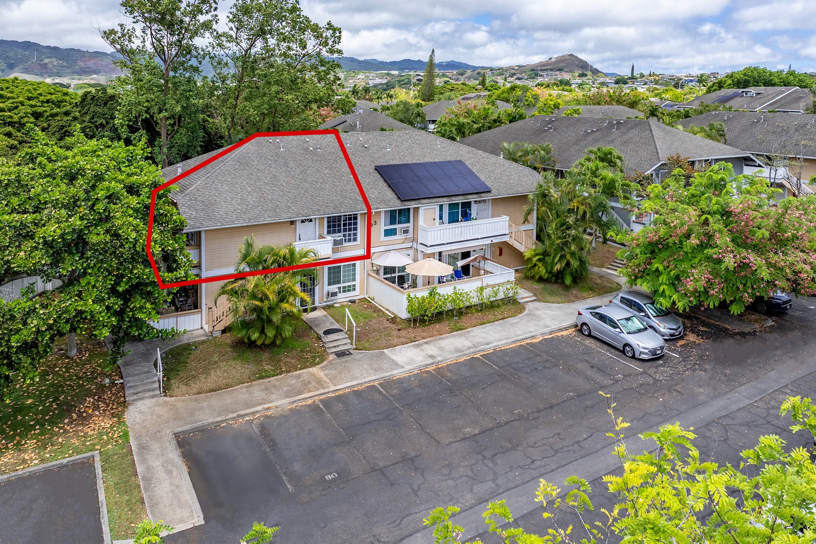 Building Photo - 393 Mananai Pl