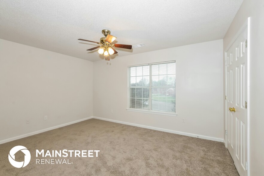 Building Photo - 6298 Seminole Dr
