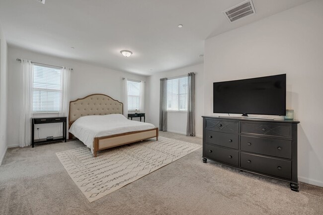 Building Photo - 9310 Mystic Lake Alley