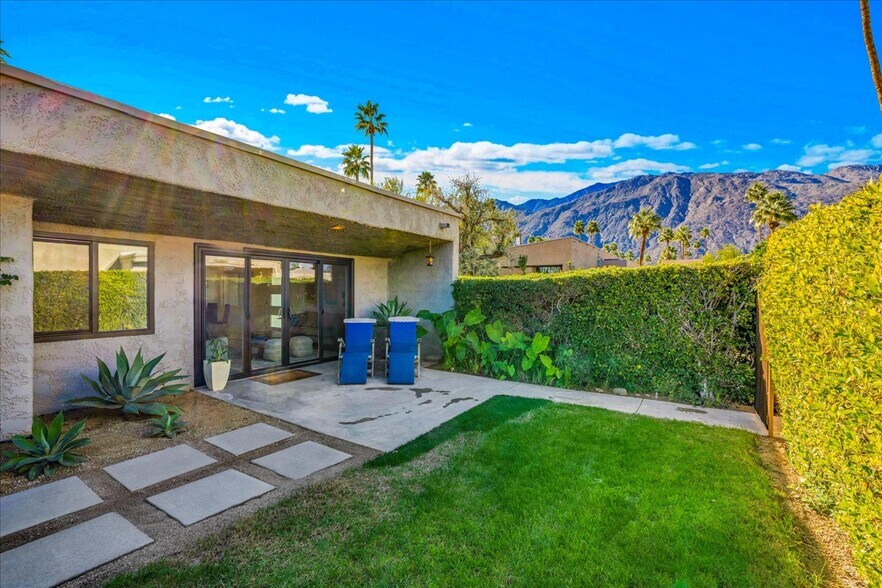 Building Photo - 1111 E Ramon Rd