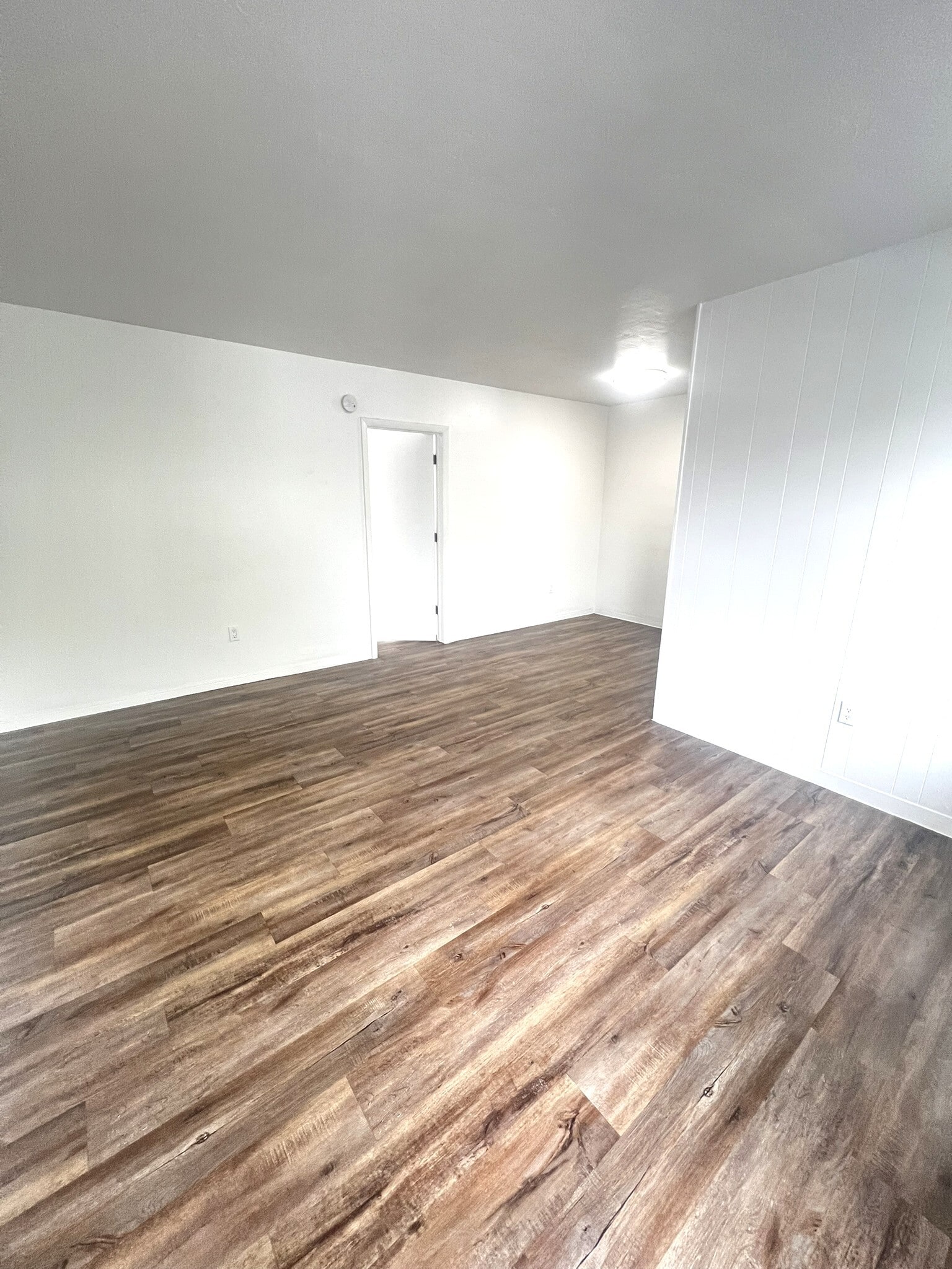 Living room - 3149 Center St