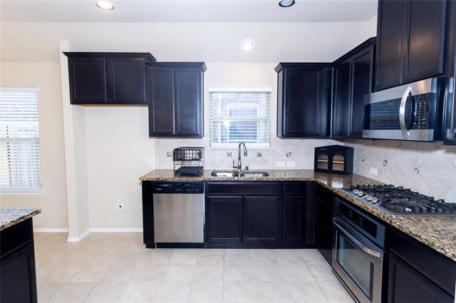 Building Photo - 113 Rustic Oak Ln