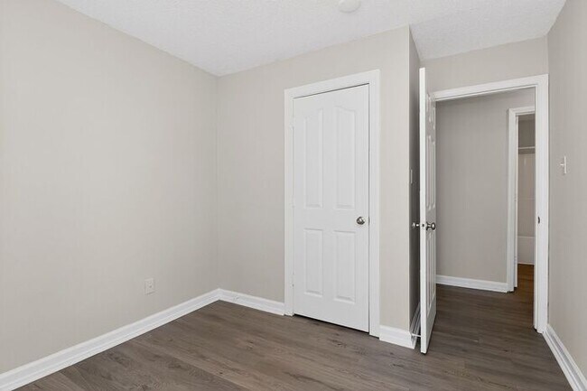 Building Photo - Updated 3BD/2BA Ranch in Lowell, NC!