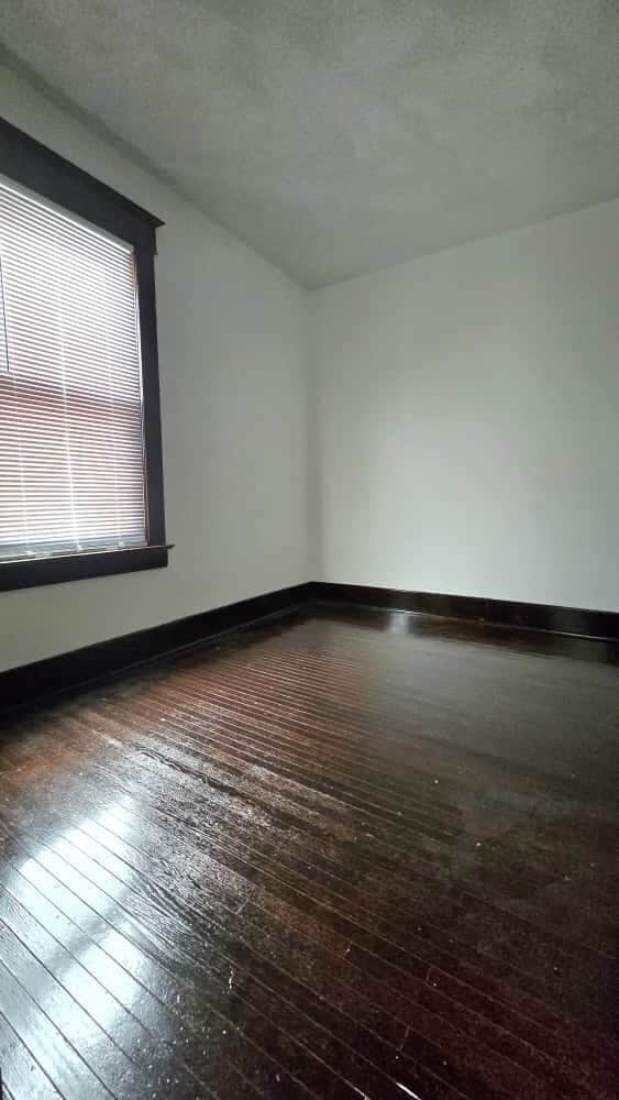 Building Photo - 904 Broad St