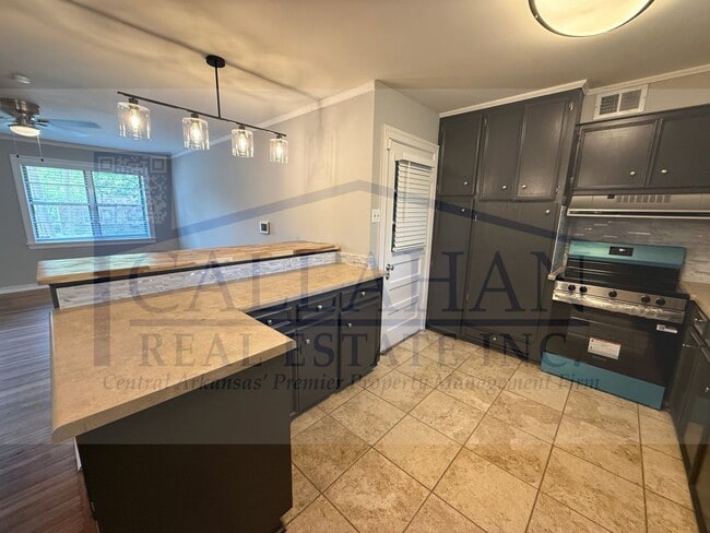 Building Photo - Little Rock 3 Bedroom Home