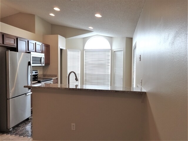 Building Photo - 1431 Londra Ln