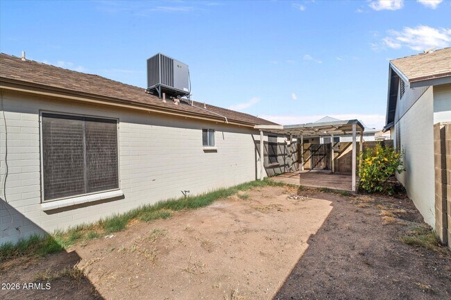 Building Photo - 1055 N Recker Rd
