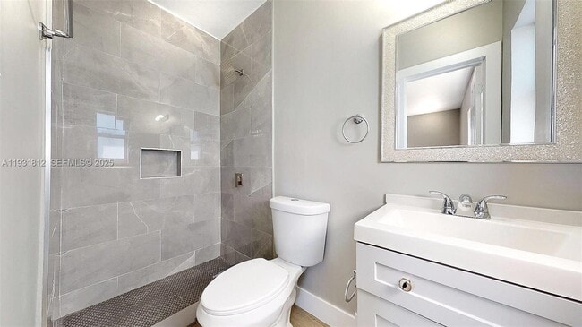 Building Photo - 74 W 15th St