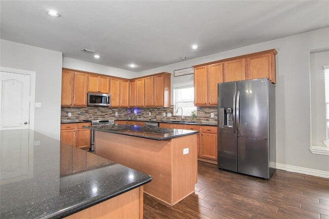 Building Photo - 3014 Brahman Dr