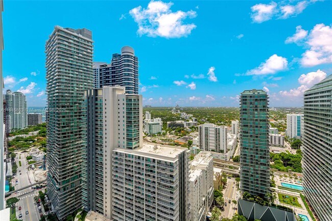 Building Photo - 1080 Brickell Ave