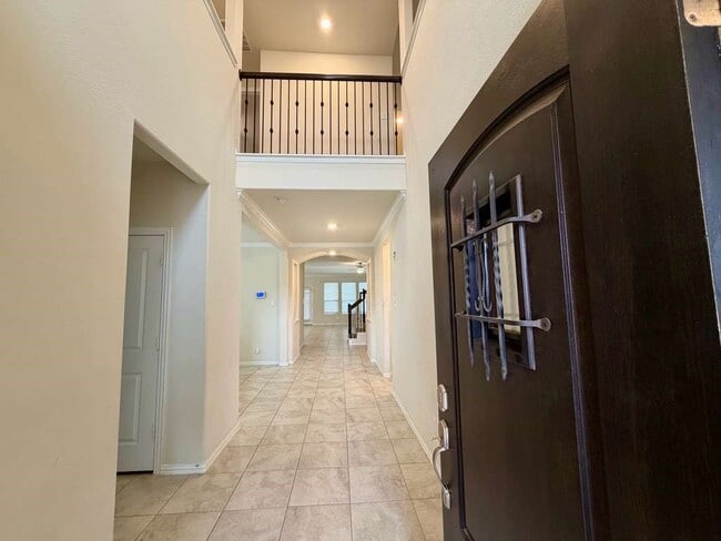 Building Photo - 28614 Oakmist Point Ln