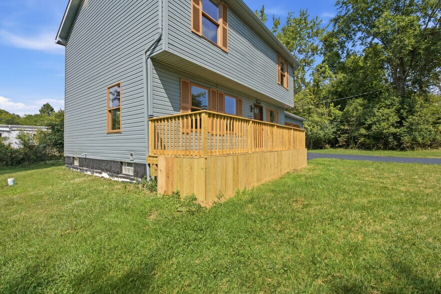 Building Photo - 16690 Dayton St