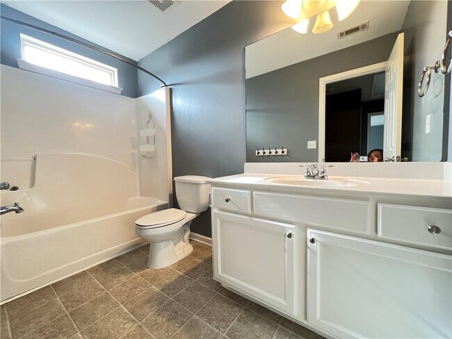 Building Photo - 9655 Durand Rd