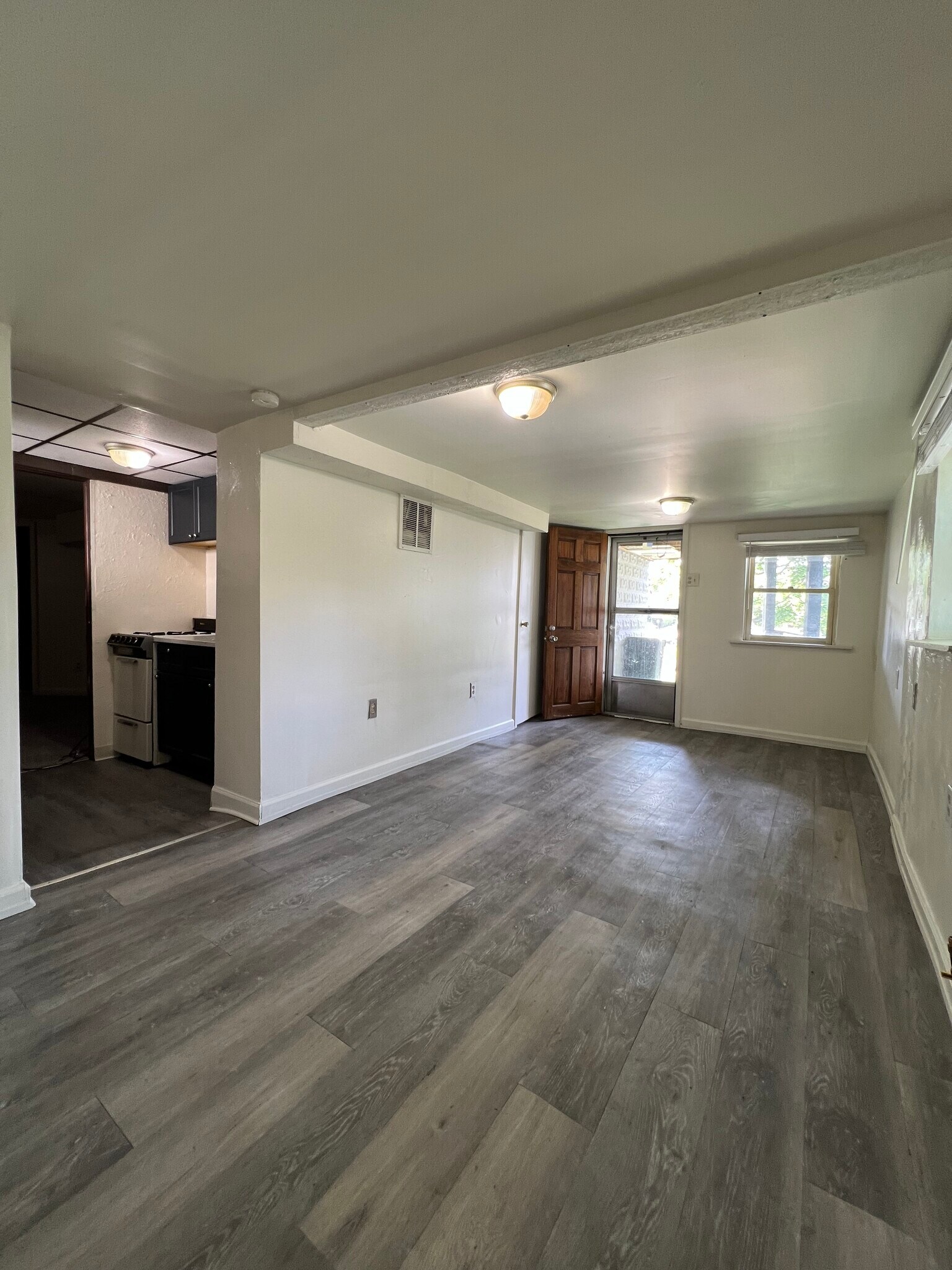 Building Photo - 203 E Eugene St