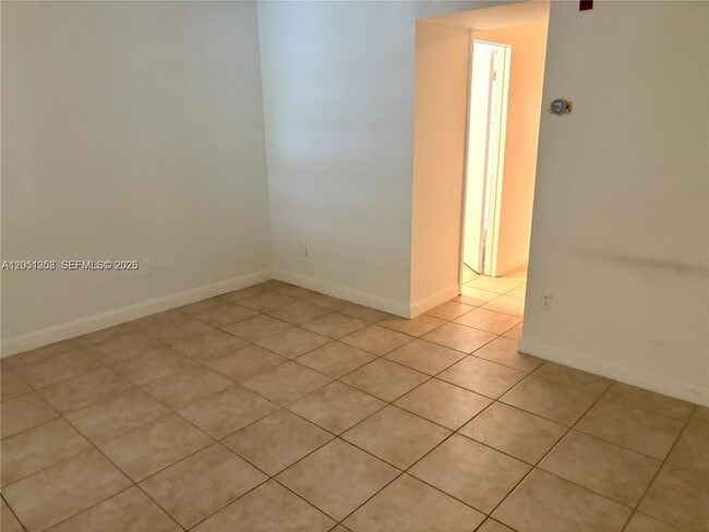Building Photo - 8500 SW 109th Ave