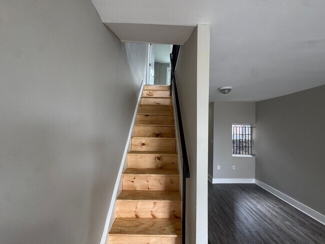 Building Photo - 2830 A St
