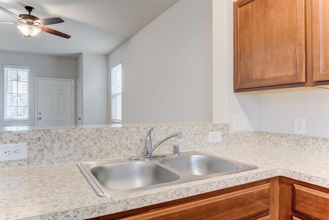 Building Photo - 5842 Adelaide River Dr