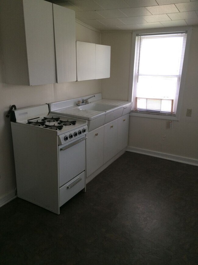 Building Photo - 2038 Monon Ave