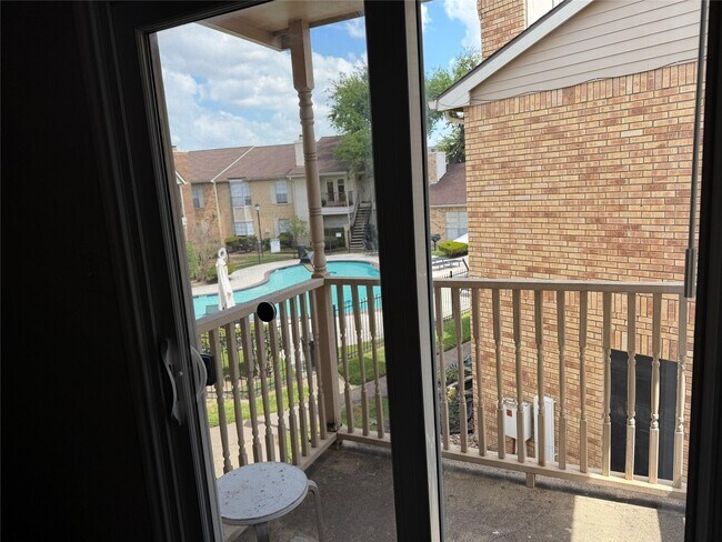 Building Photo - 3600 Jeanetta St