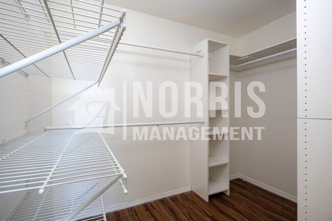 Building Photo - Two Story Home For Rent Available Now!