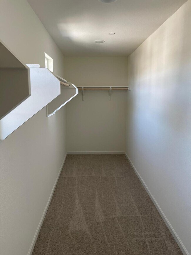 Building Photo - 1538 Gauntlet Dr