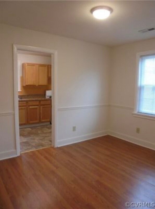 Building Photo - 1607 Minefee St
