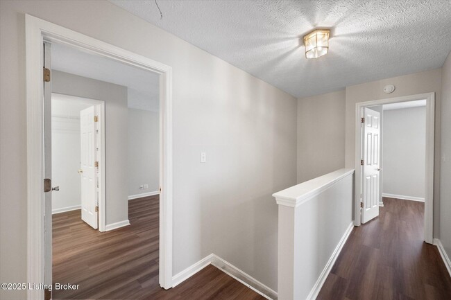 Building Photo - 12428 Brothers Ave