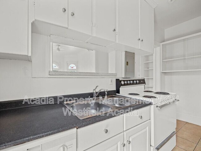 Building Photo - 256 N 500 W