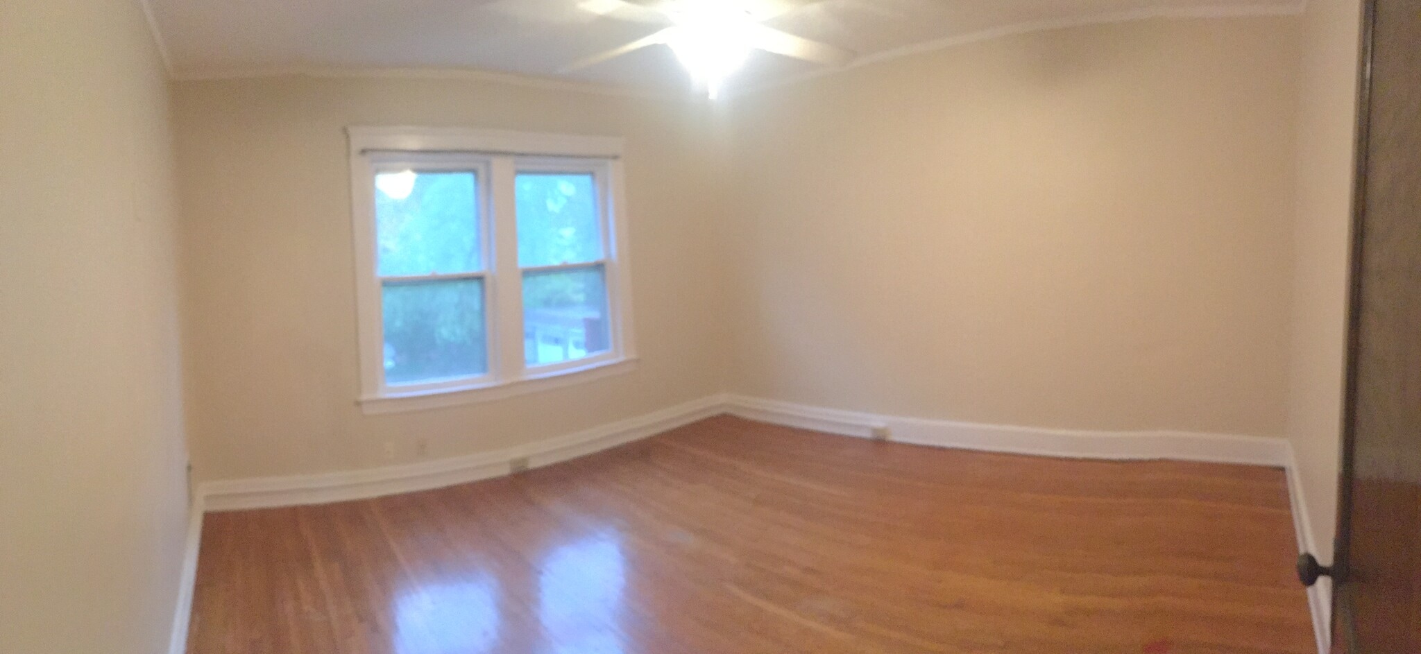 Second Bedroom - 15518 Clifton Blvd
