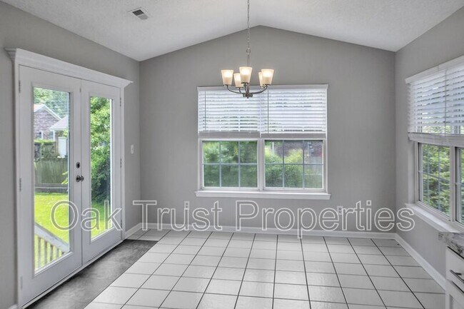 Building Photo - 9605 Crosscut Dr