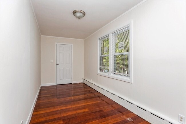 Building Photo - 24 Kress Ave
