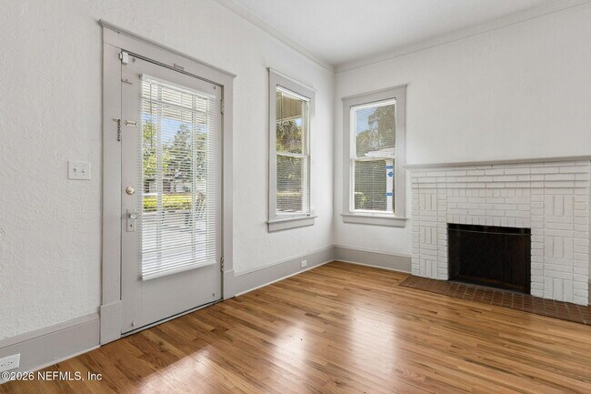Building Photo - 2747 Forbes St