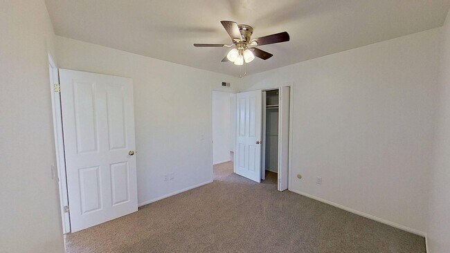 Building Photo - 203 Via Senda