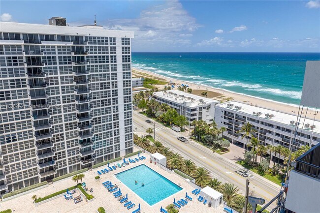 Building Photo - 525 N Ocean Blvd