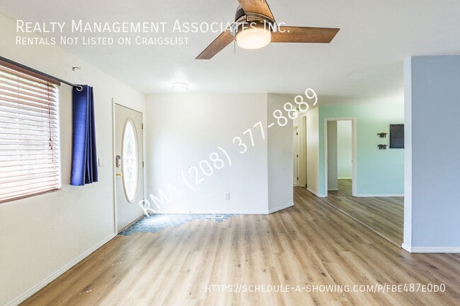 Building Photo - 4118 W Glenn St