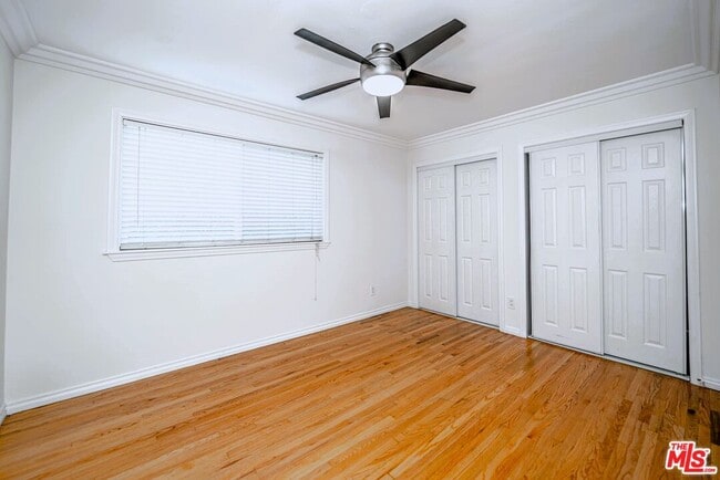 Building Photo - 5353 Don Pio Dr