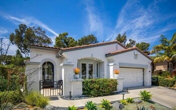 Building Photo - 1042 Alexandra Ln