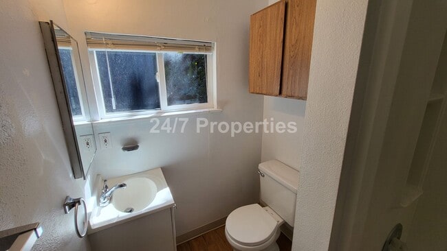 Building Photo - 2024-304MF