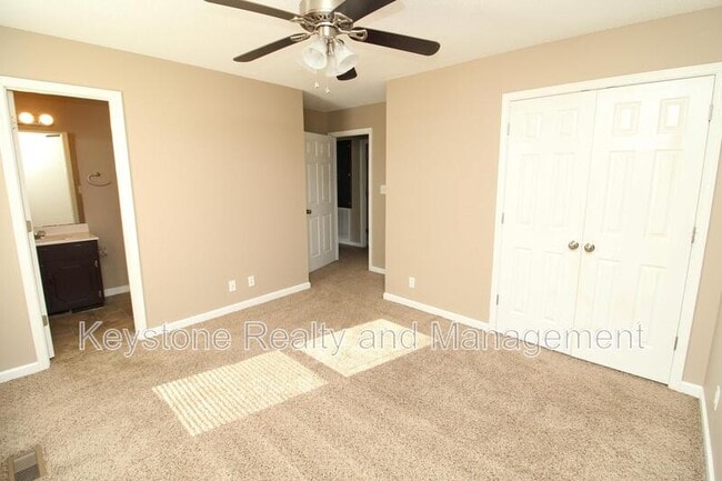 Building Photo - 1920 Timberline Cir