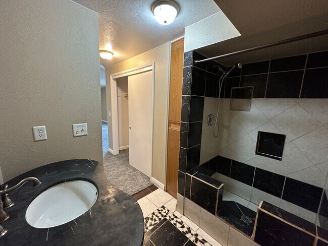 Building Photo - Eastside Corner Lot Tulare home coming soon!