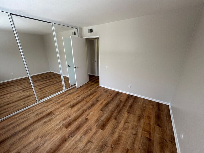 Building Photo - 25861 Marguerite Pkwy
