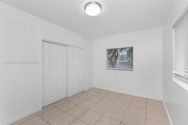 Building Photo - 251 NW 110th St