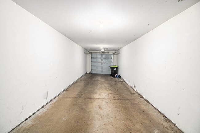 Building Photo - 25575 Portico Ln